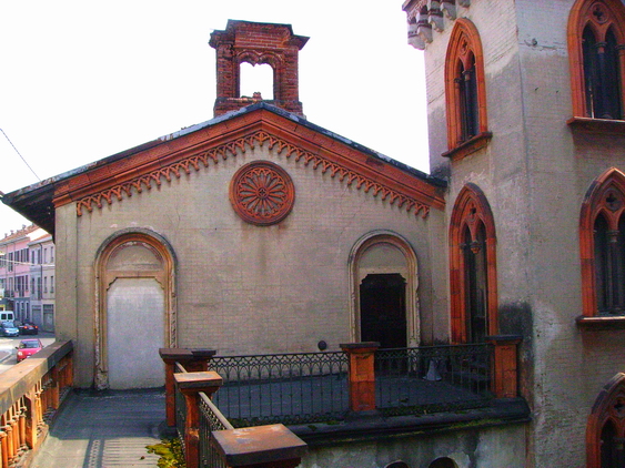 Casa Ferrario di Via Parini: particolare 5
