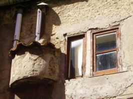 Vecchio forno domestico 2