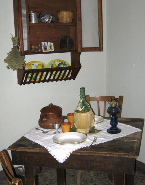 Vecchia tavola bandita 1